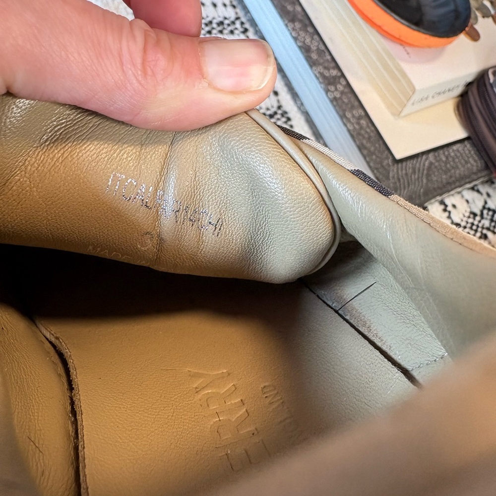 Authentic BURBERRY Jack Vintage Check Low Top Sneakers. - Picture 10 of 12